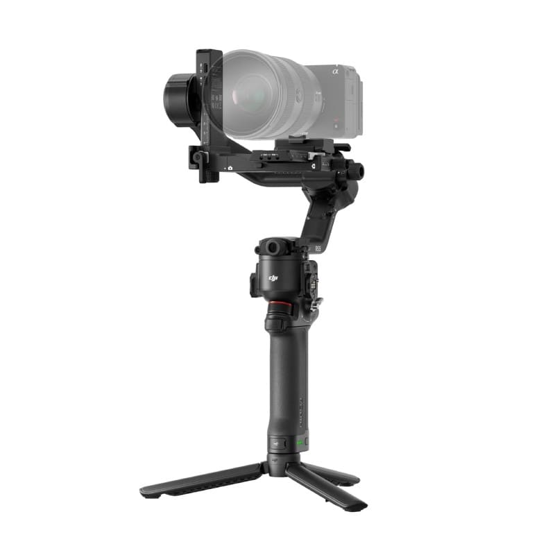 مثبت كاميرا DJI RS 5 Handheld Gimbal Stabiliser باللون الرمادي، جيمبال احترافي لتثبيت الكاميرا أثناء تصوير الفيديو وصناعة المحتوى.